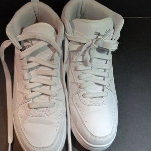 PUMA Adult Rebound Layup Sneaker Size 9.5